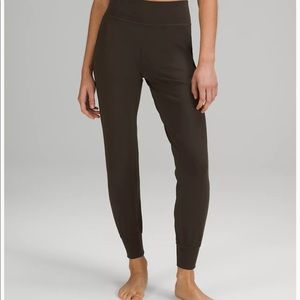 lululemon Align™ High-Rise Jogger (black)